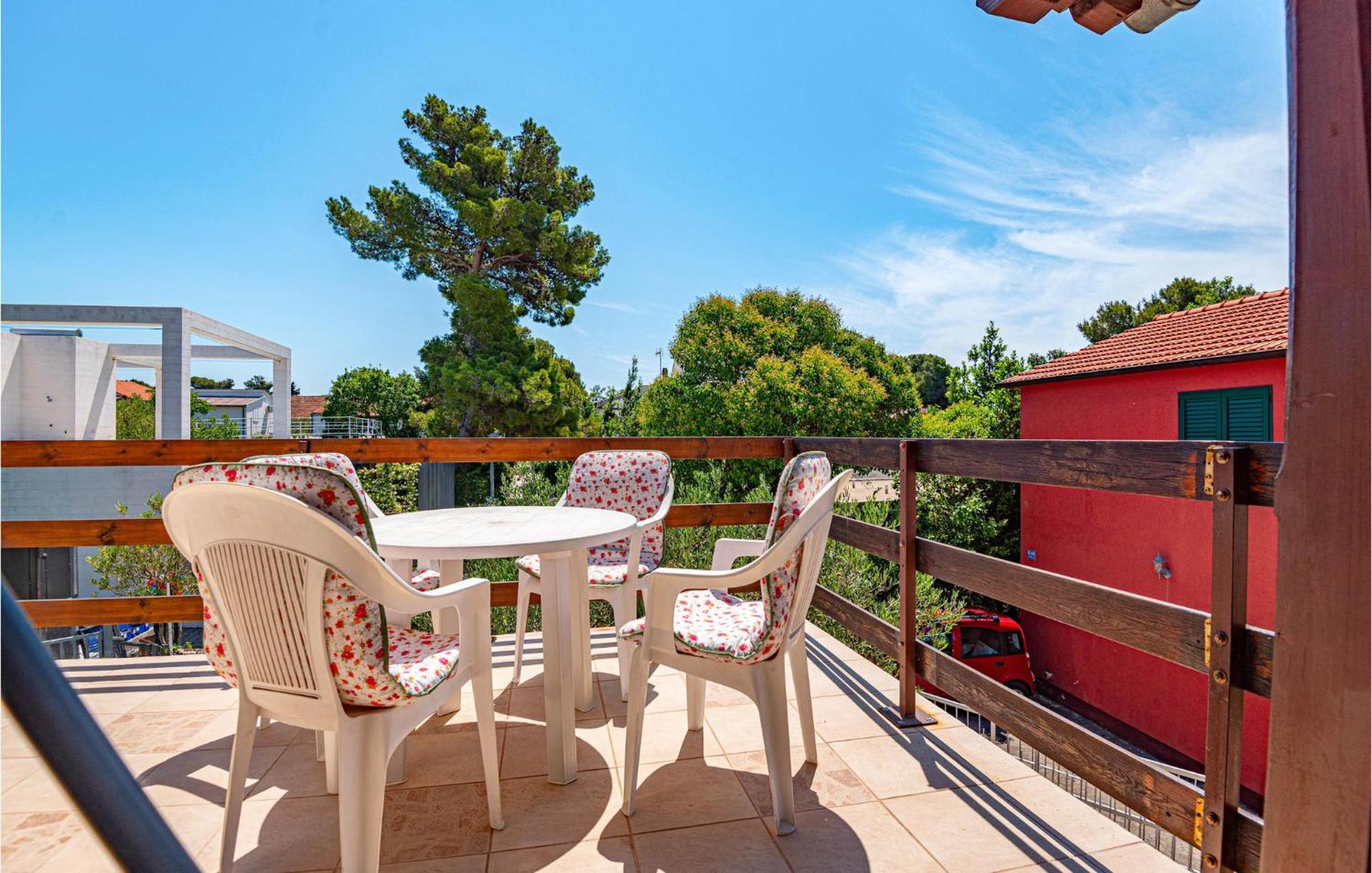 Pet Friendly Apartment In Jadrija With Wifi 외부 사진